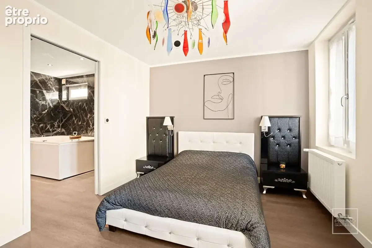 Reyrieux - maison bourgeoise, vue panoramique, 300m², jardin & piscine - photo 7