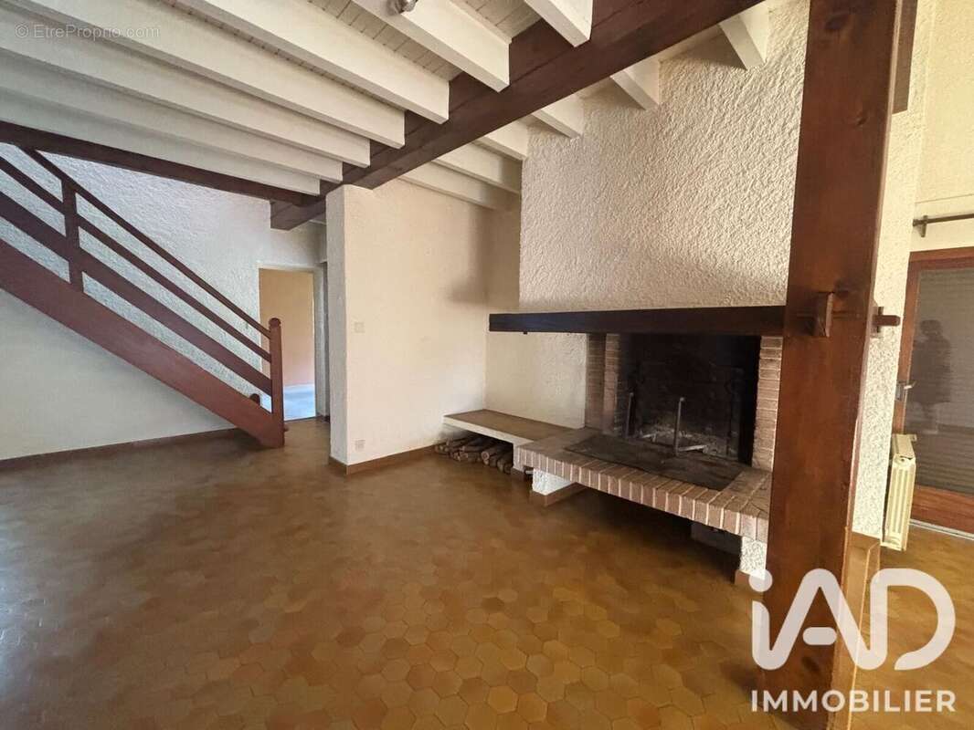 Maison 194 m² à Leguevin  - photo 8