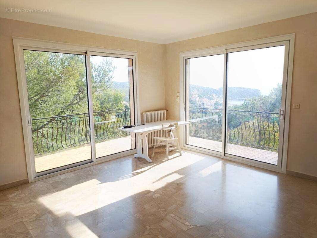 Maison à CARRY-LE-ROUET