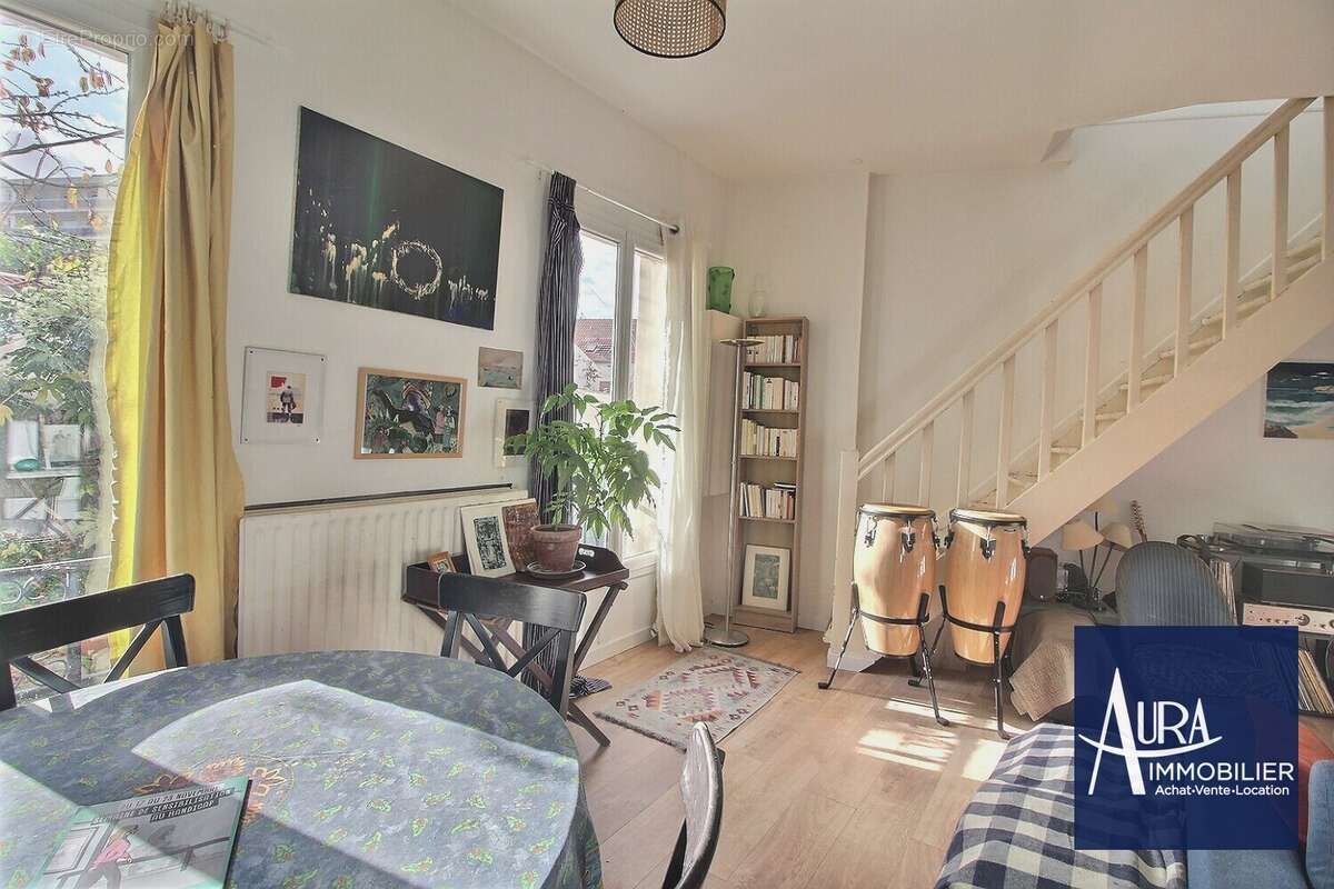 0_0001_1 - Maison à LES LILAS