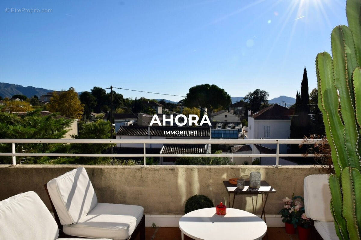 Appartement à MARSEILLE-12E