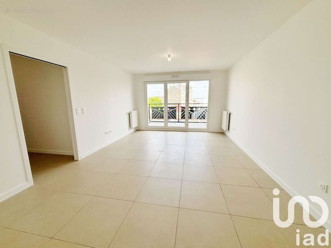 Photo 7 - Appartement à VILLEMOMBLE