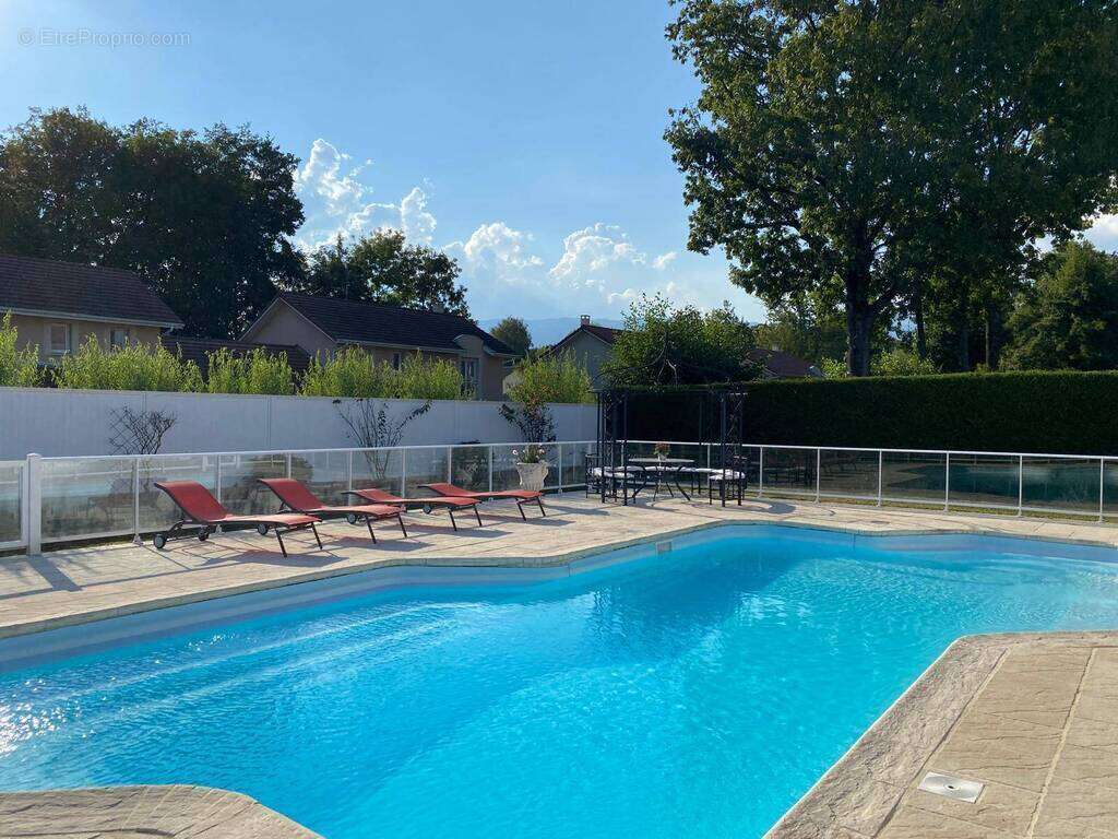 Maison à PREVESSIN-MOENS