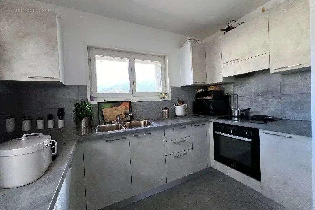 Appartement à SAINT-PIERRE-EN-FAUCIGNY