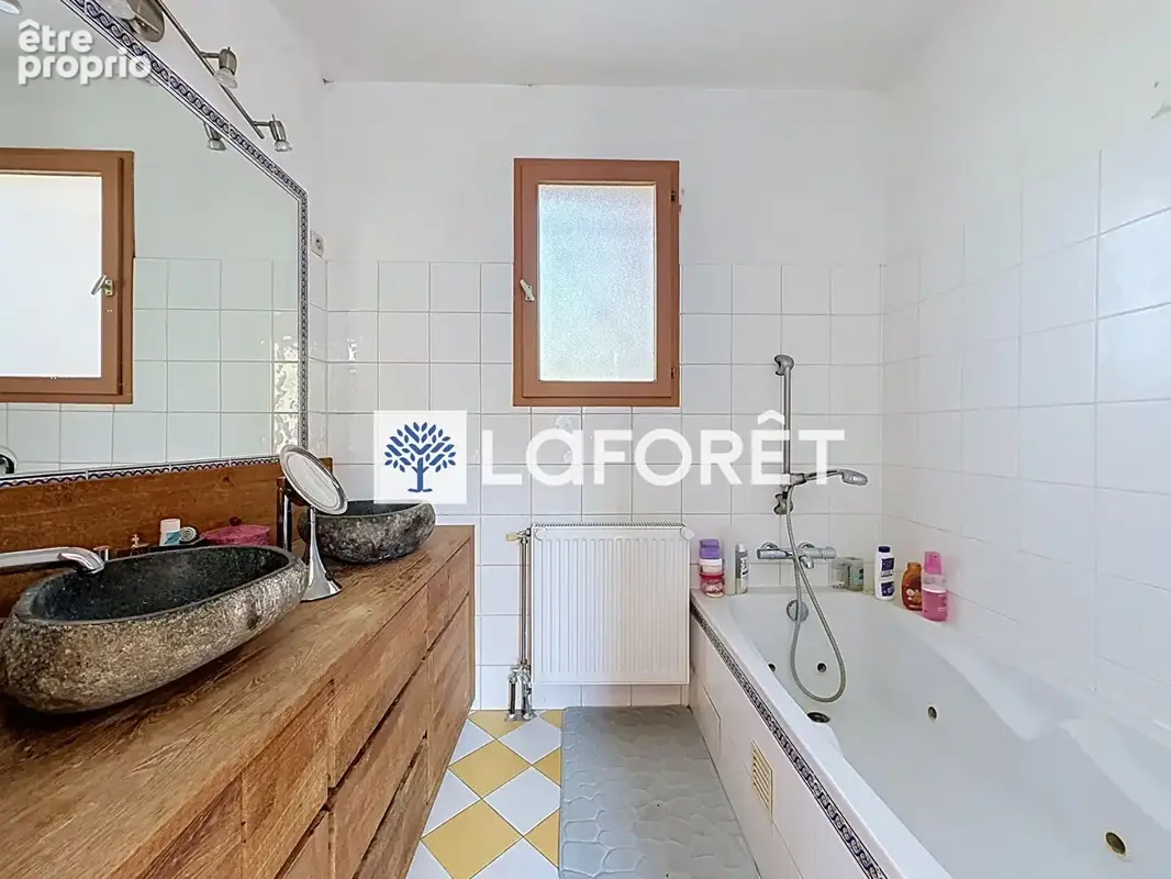 Maison Tramoyes 6 pièces de 158,34 m² sur son terrain de 950 m² - photo 11