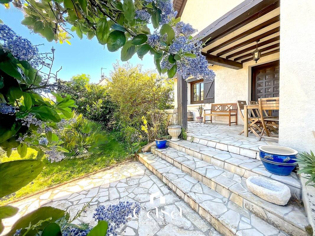 Maison à SANNERVILLE
