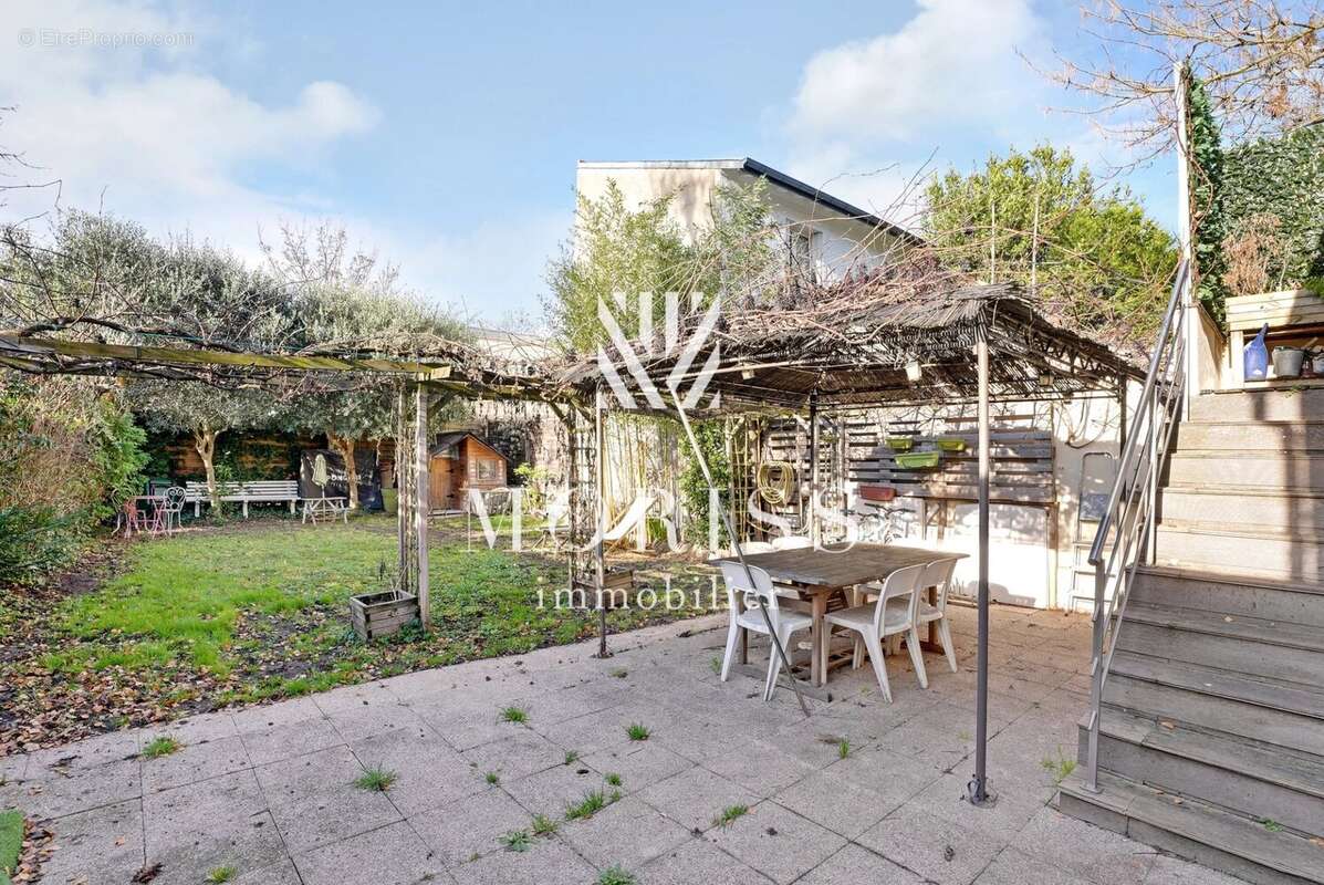 Maison à COLOMBES