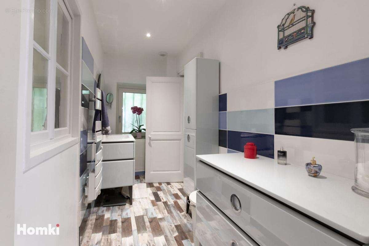 Maison de ville T5 de 215 m2 à Lucenay 69480 - photo 11