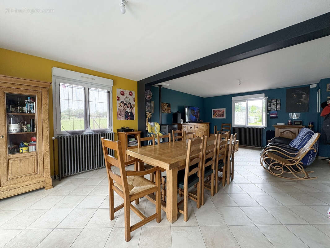 Maison à EAUCOURT-SUR-SOMME