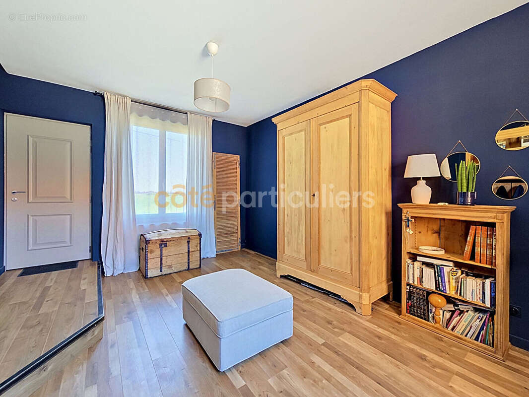 Corps-de-ferme / Semi plain pied d'exception de 255m² - photo 6