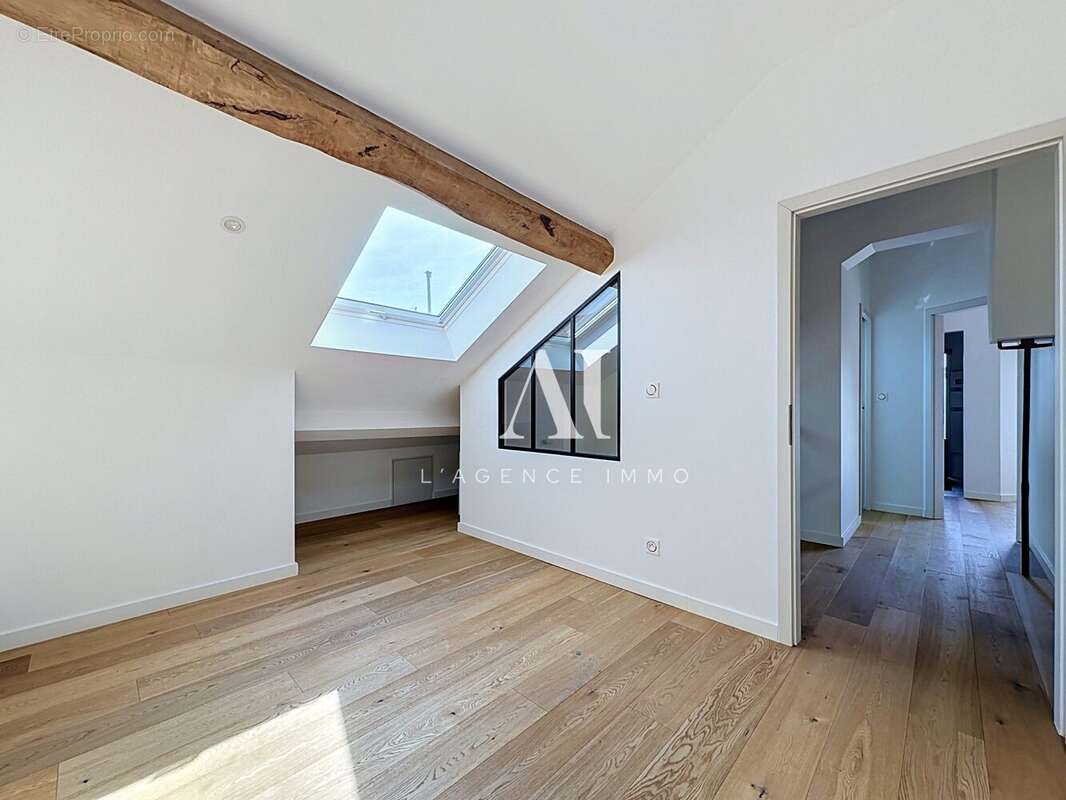 Appartement 149 m² à Crozet  - photo 8
