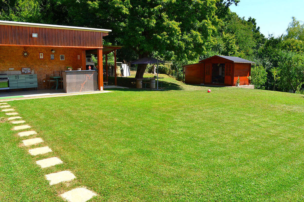 Maison à NEUVES-MAISONS