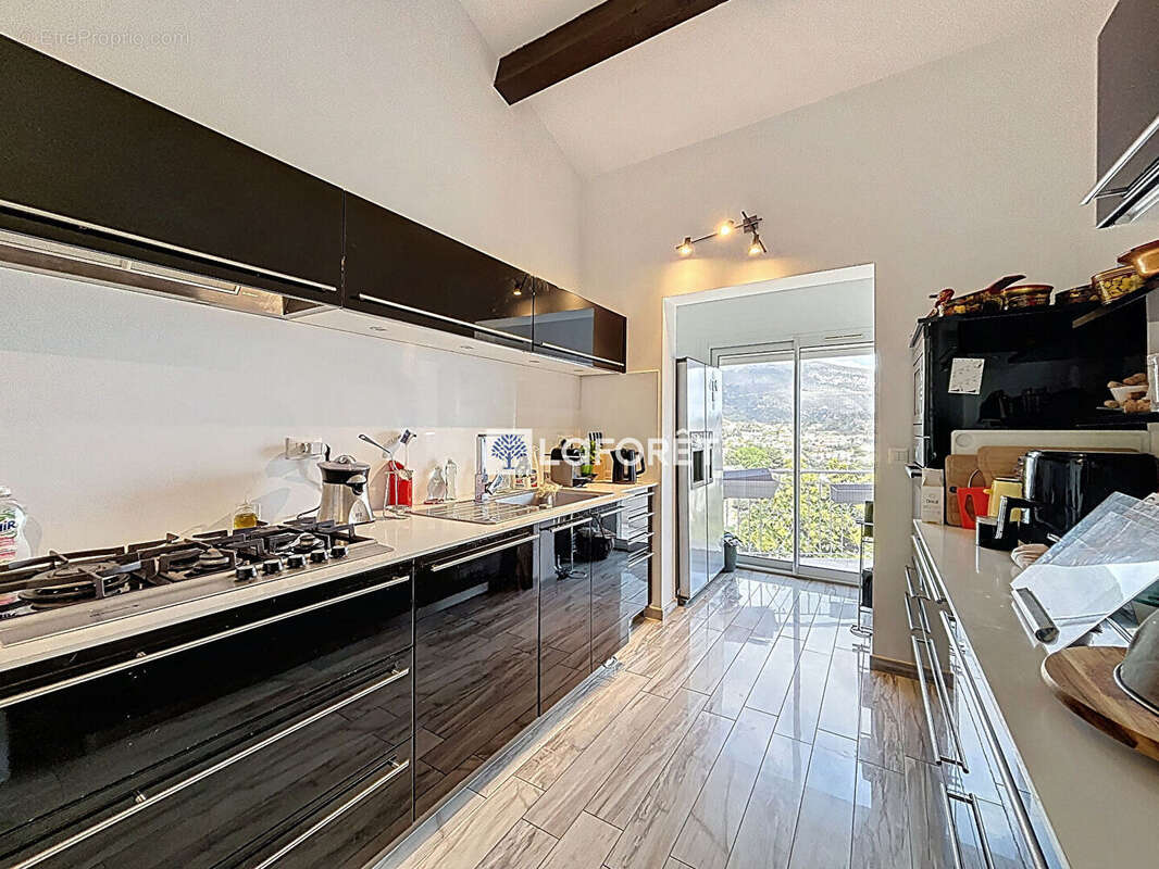 Maison de standing de 128m² avec vue mer exceptionnelle et piscine - photo 8