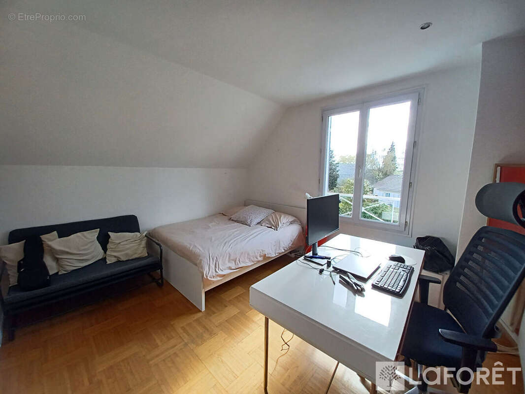 Maison à GIF-SUR-YVETTE