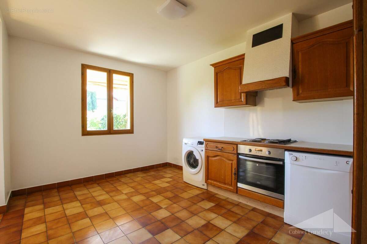 Appartement à PREVESSIN-MOENS