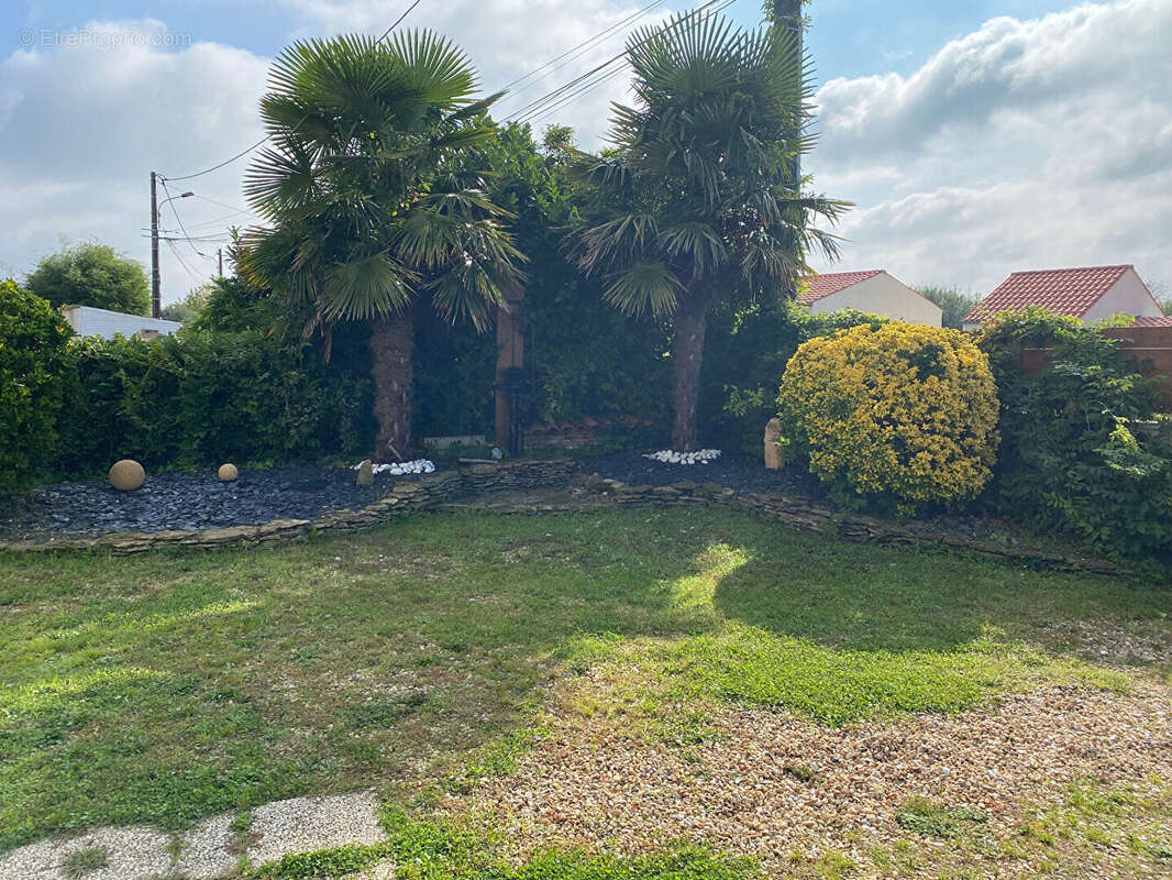 Maison à TONNAY-CHARENTE