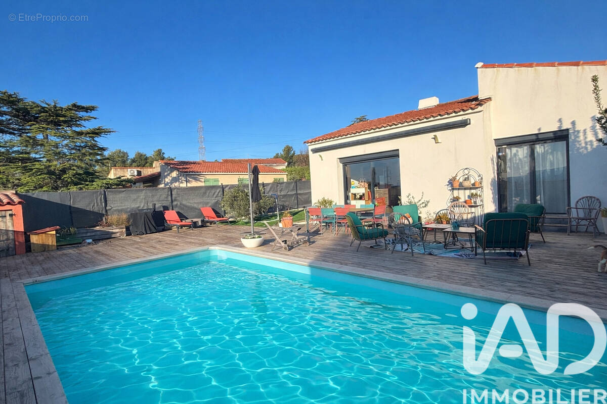 Photo 1 - Maison à VELAUX