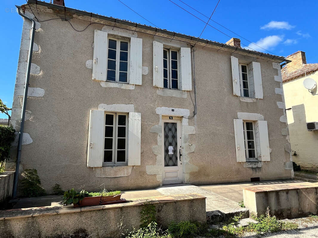 Maison à DURAS