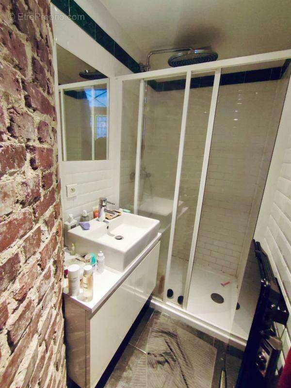 Commerce à PARIS-18E