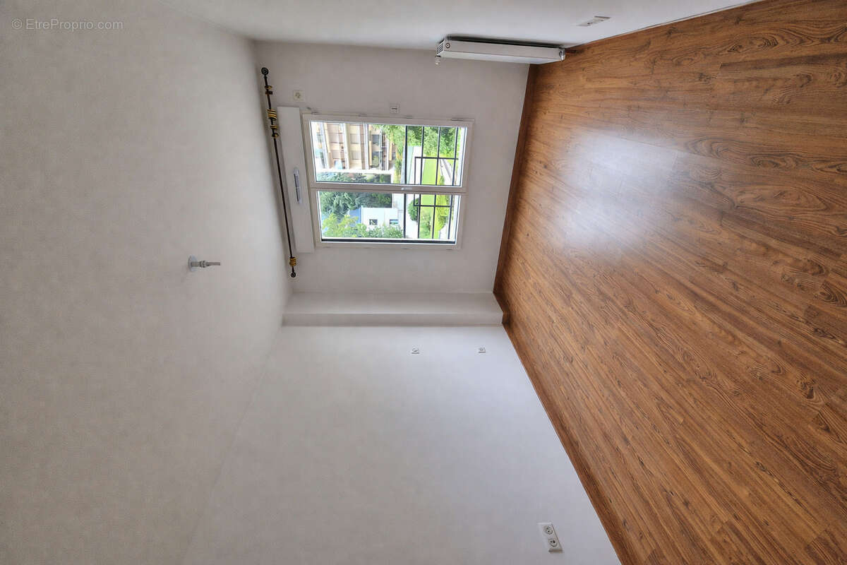 Appartement à LE PERREUX-SUR-MARNE