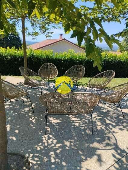 Maison à PUY-GUILLAUME