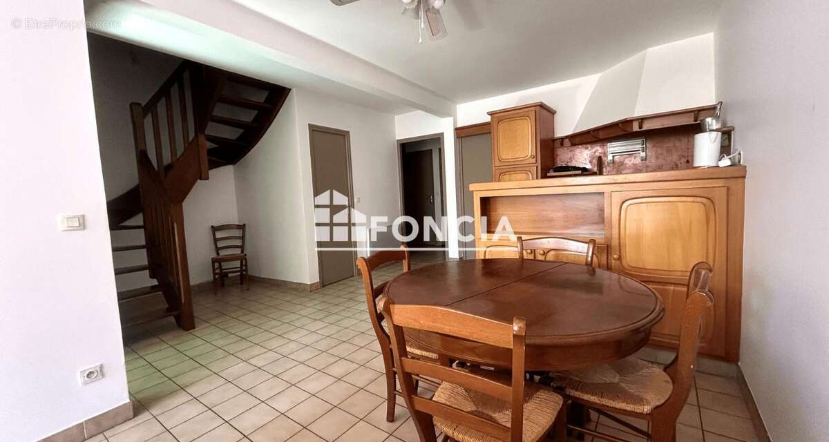 GAP à vendre T4 en duplex - photo 2