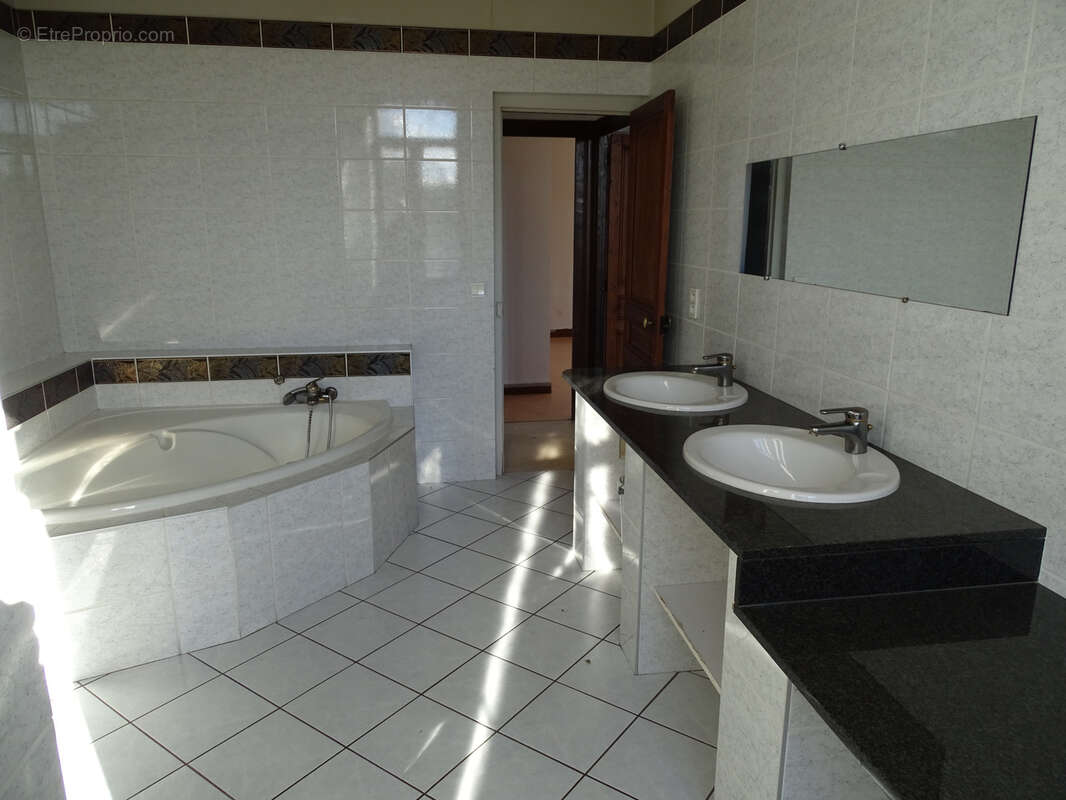 Maison à CHATILLON-SUR-SEINE