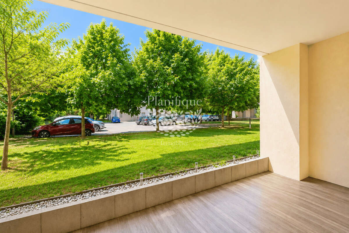 Saint Julien en Genevois   Élégant appartement T4 en rez de chaussée - photo 8