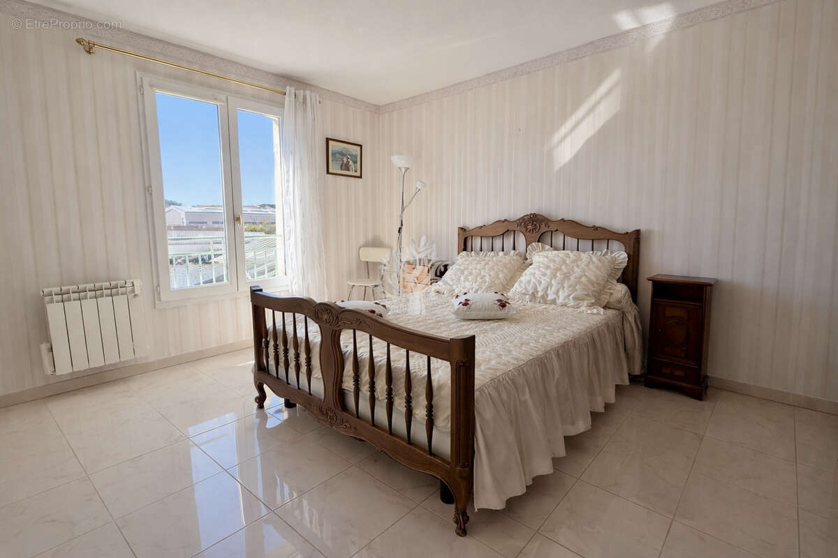 Appartement à SANARY-SUR-MER