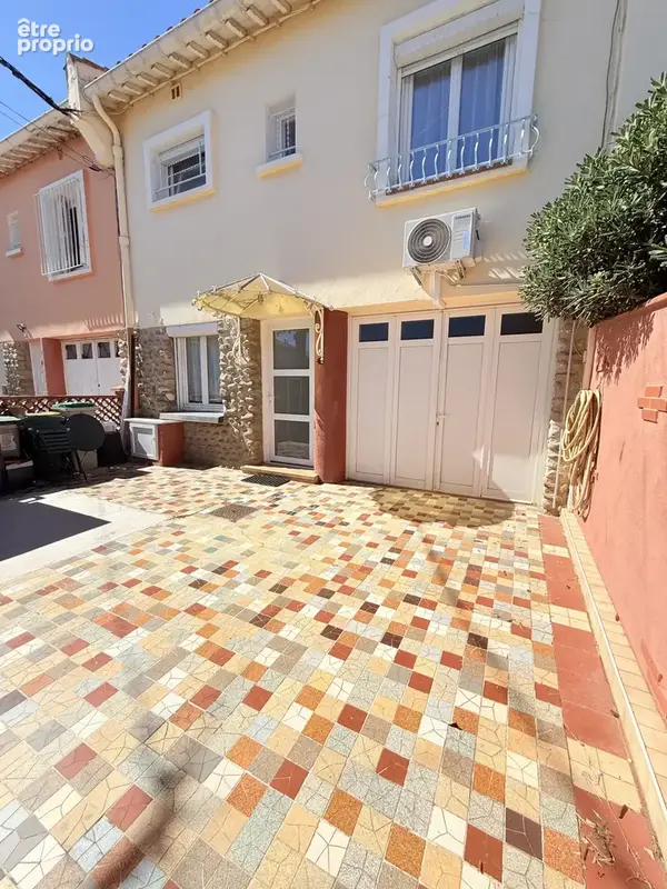 EXCLUSIVITE IRIA IMMOBILIER-Maison 2 faces avec piscine, garage, dépendances! - photo 17