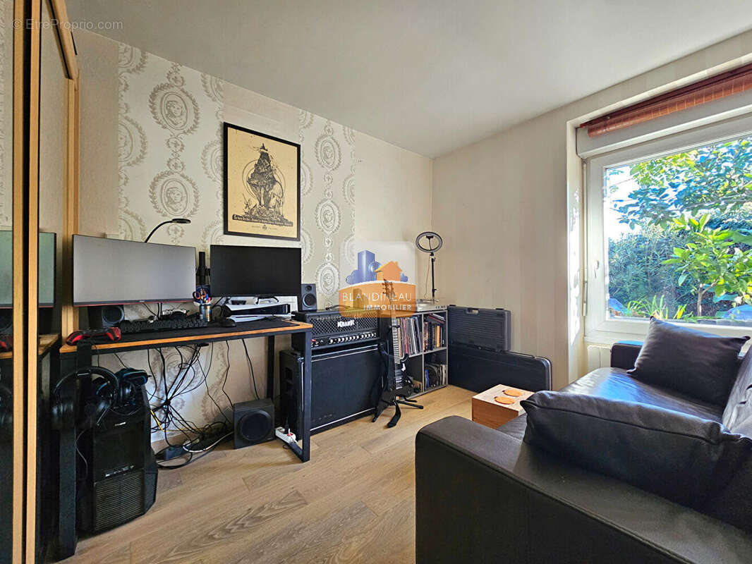 Maison à BOUGUENAIS