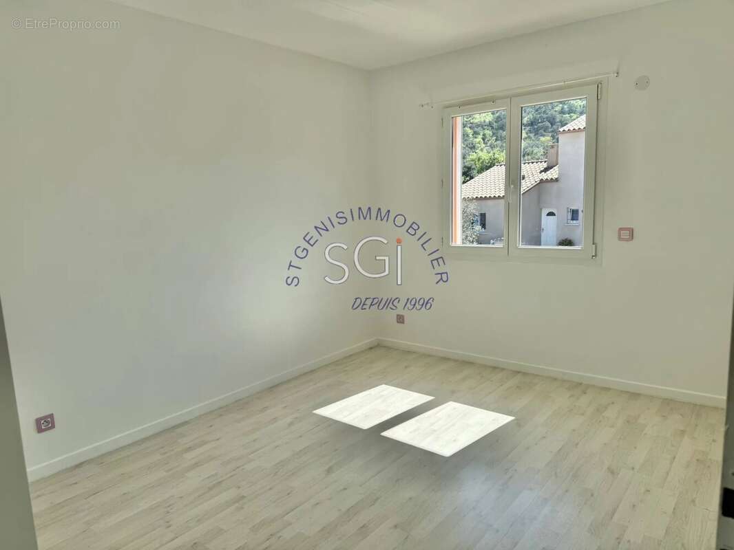 Maison à VILLELONGUE-DELS-MONTS