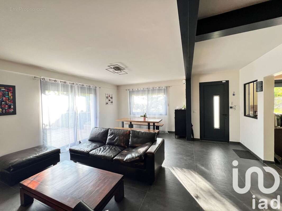 Photo 3 - Maison à THORIGNY-SUR-MARNE