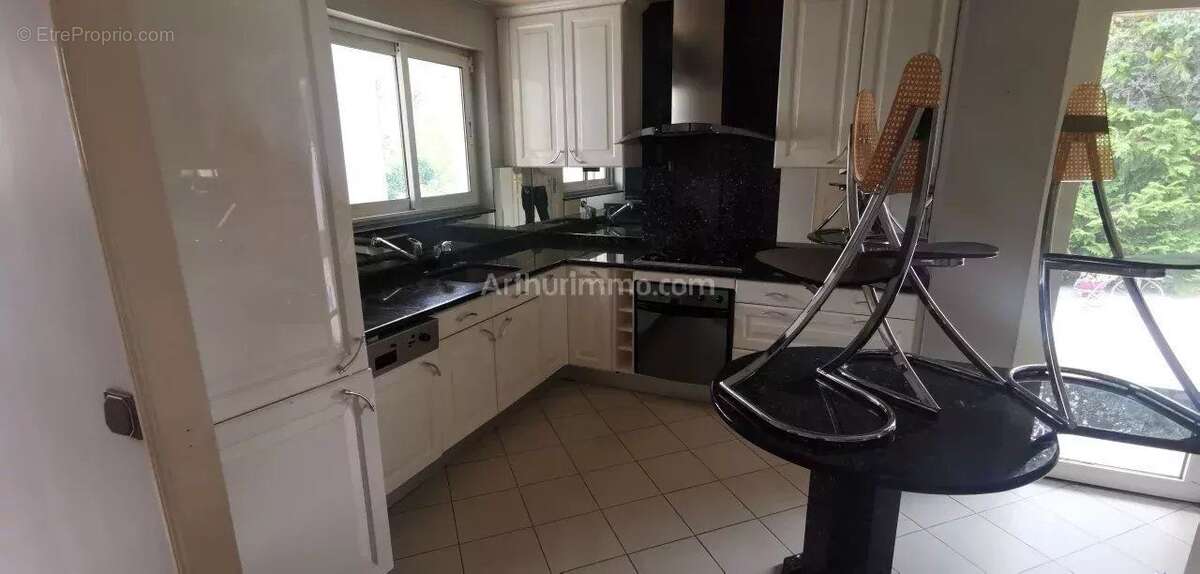 Maison à CHAMPS-SUR-MARNE