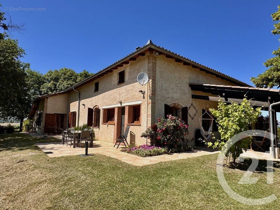 Maison à MONTGAILLARD