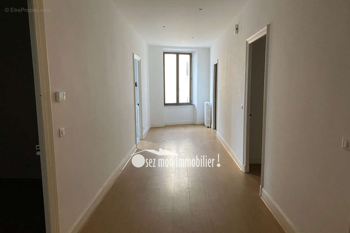Appartement 109 m² à Narbonne  - photo 4