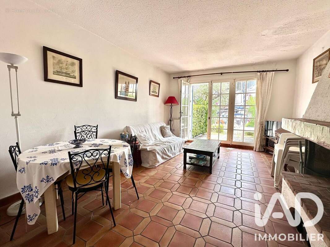 Maison 89 m² à Grimaud  - photo 3