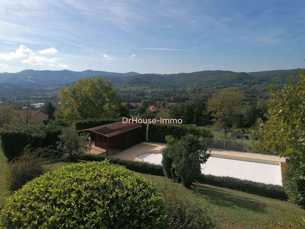 Maison à SAINT-CERE