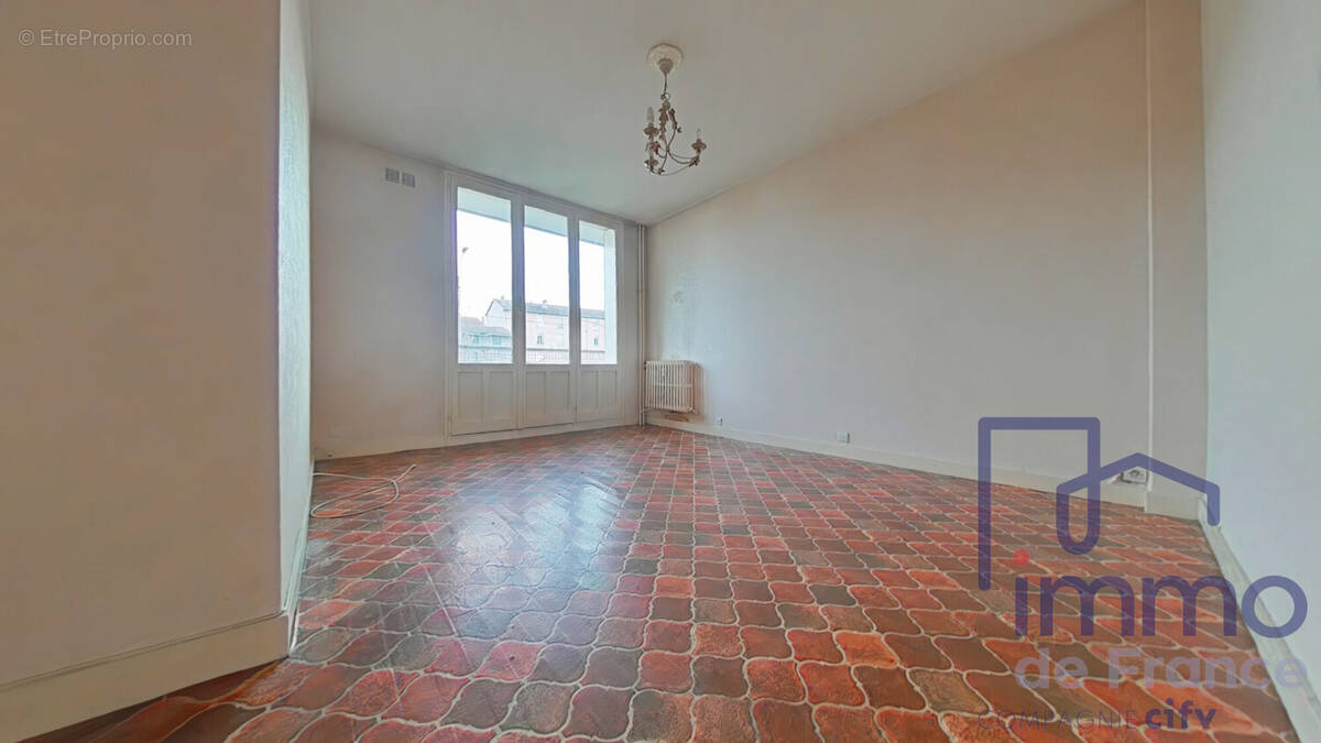 Appartement à LA RICAMARIE