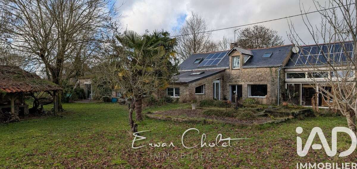 Photo 2 - Maison à CORDEMAIS