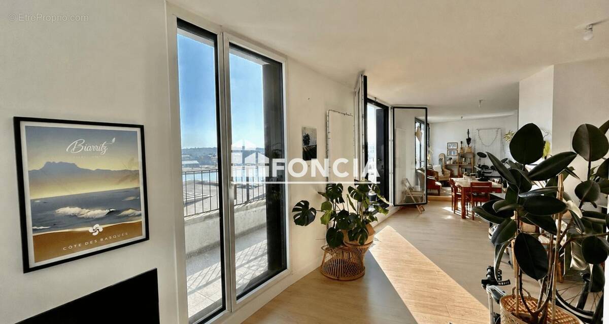 Appartement à BORDEAUX