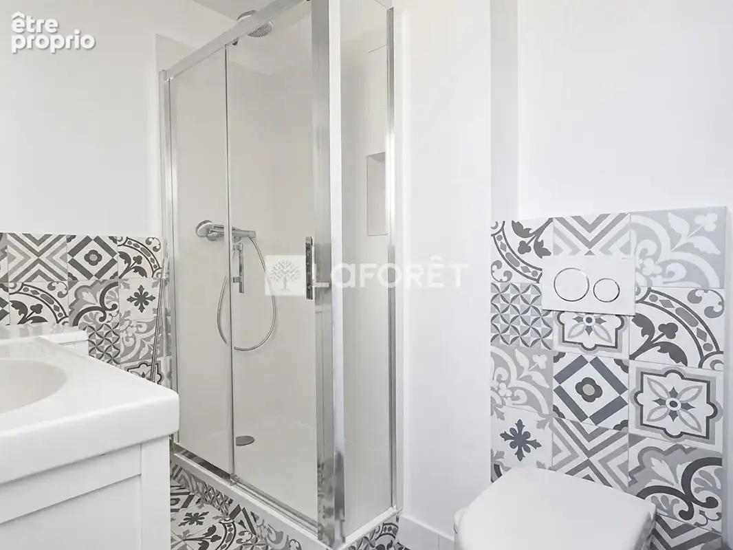 Appartement paris 15 - t2 avec terrasse - photo 8