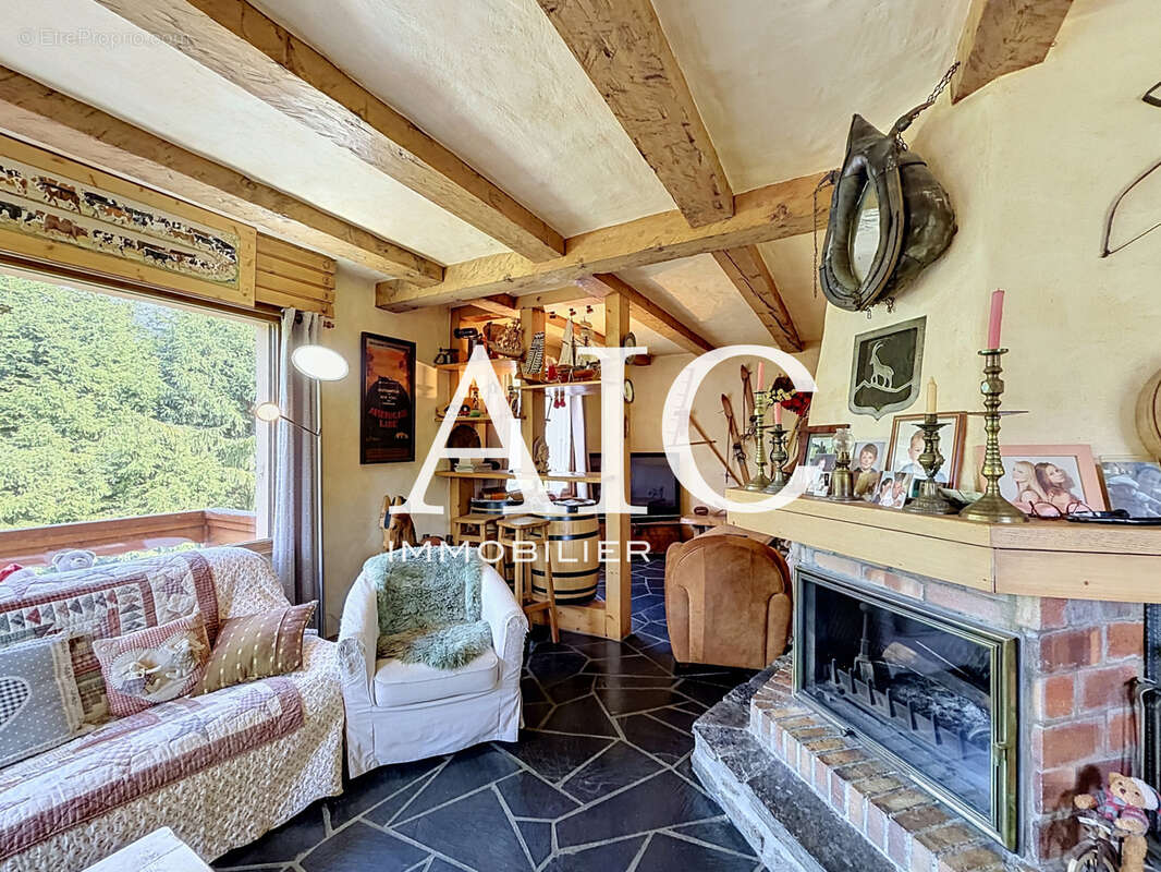 Belle opportunité Chalet aux beaux volumes et fort potentiel - photo 5