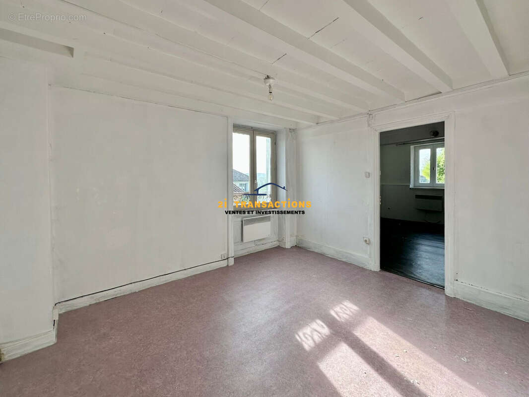 Appartement à ECHALAS