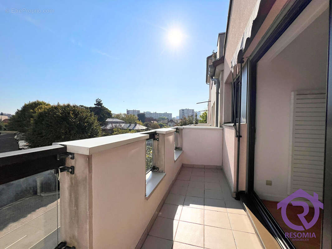 Appartement à CHATILLON