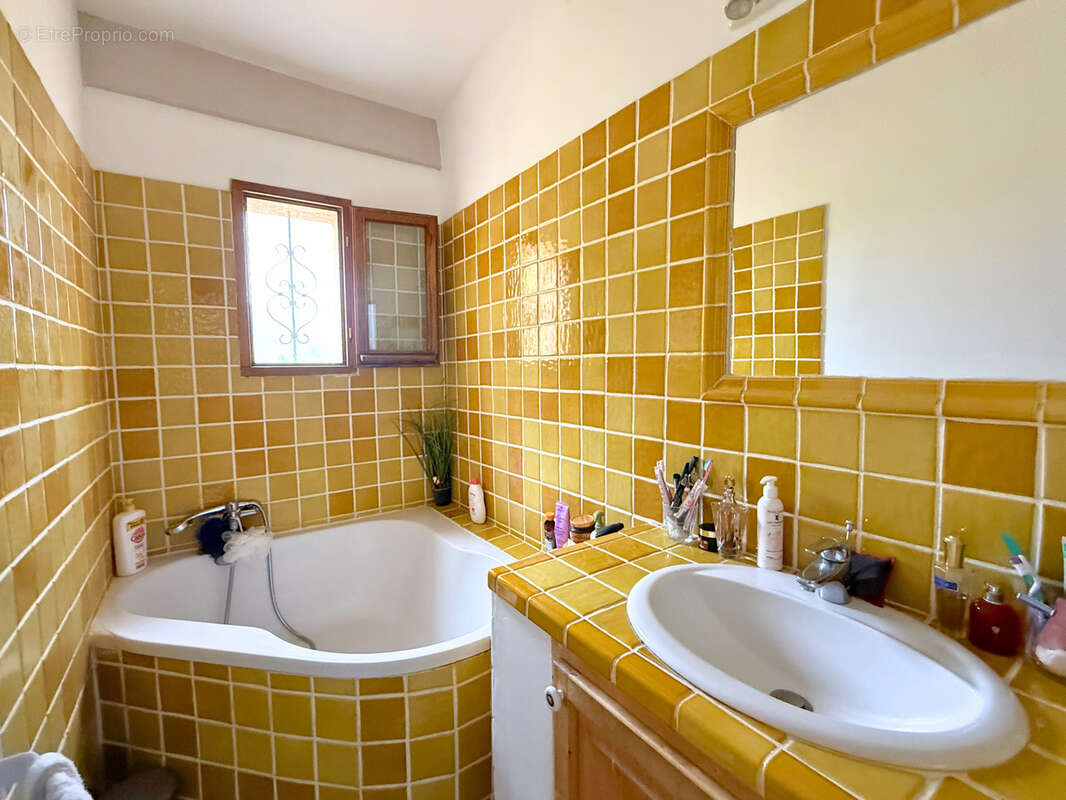 Maison 110 m2 Barret-sur-Méouge, proche Sisteron - photo 11