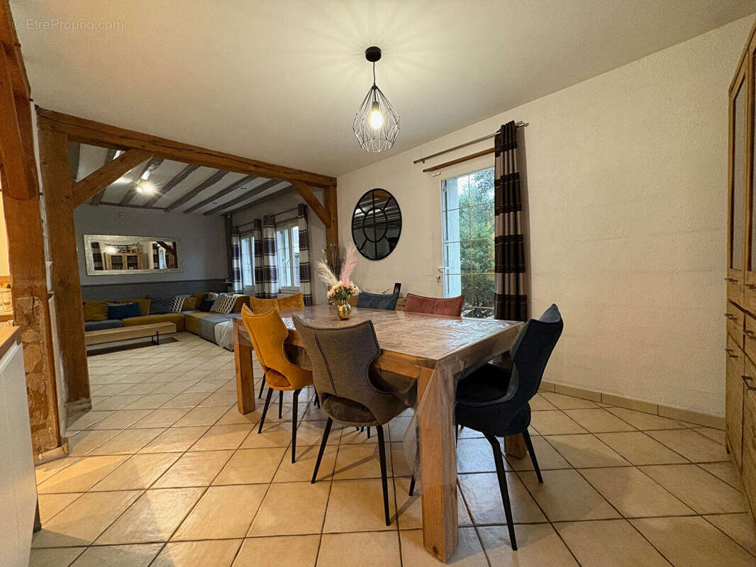 Maison à GRISY-LES-PLATRES