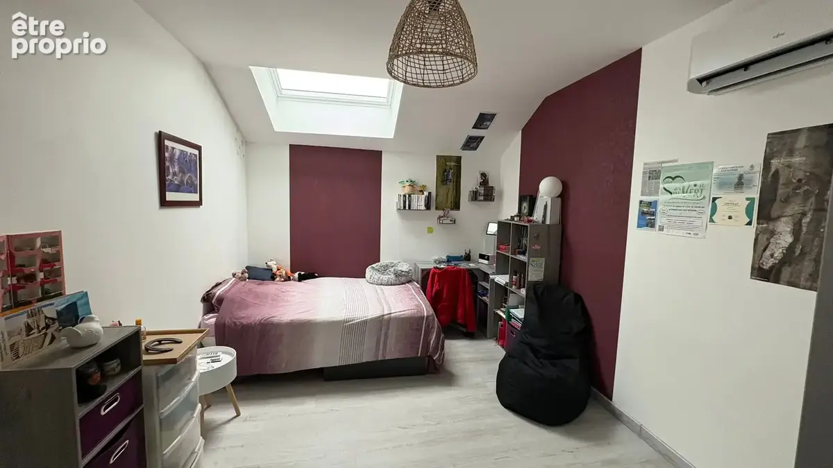 Maison récente de 153 m2 avec belles prestations sur 504 m2 de terrain - photo 4
