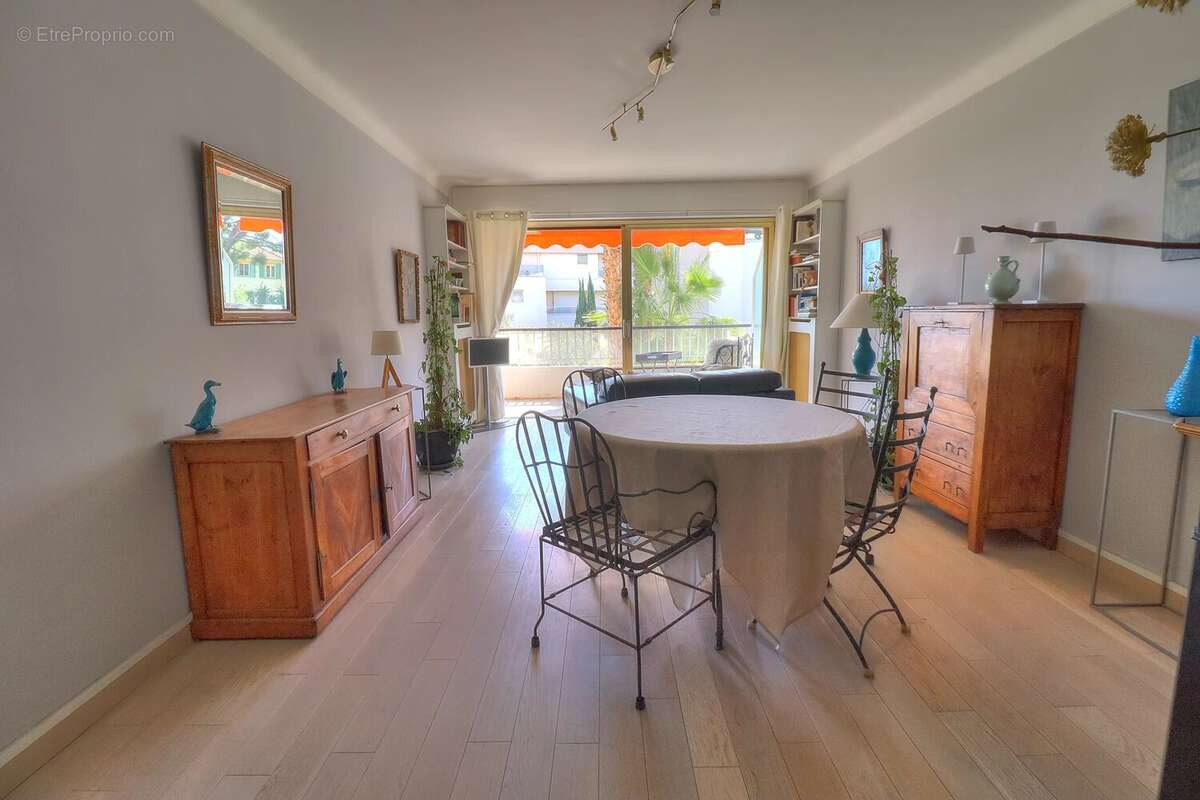 Appartement à ANTIBES