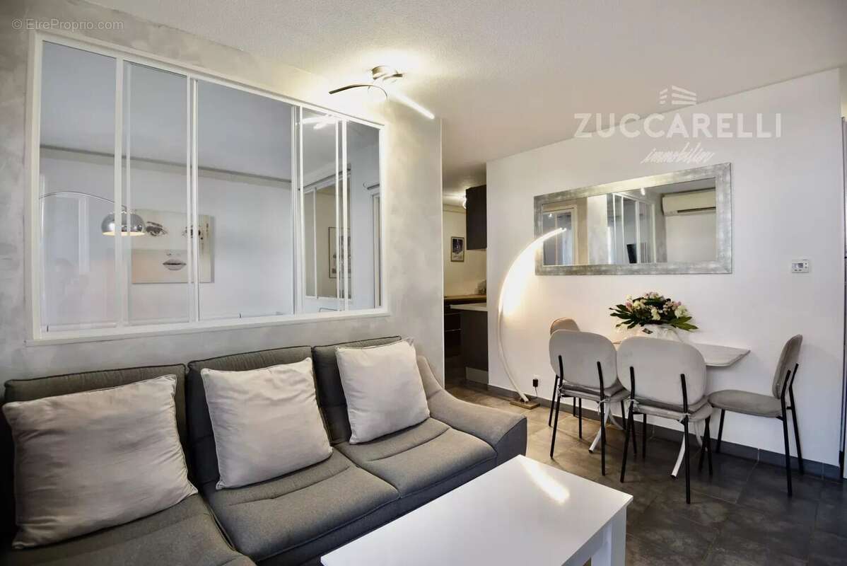 Appartement à SAINT-MARTIN-DU-VAR